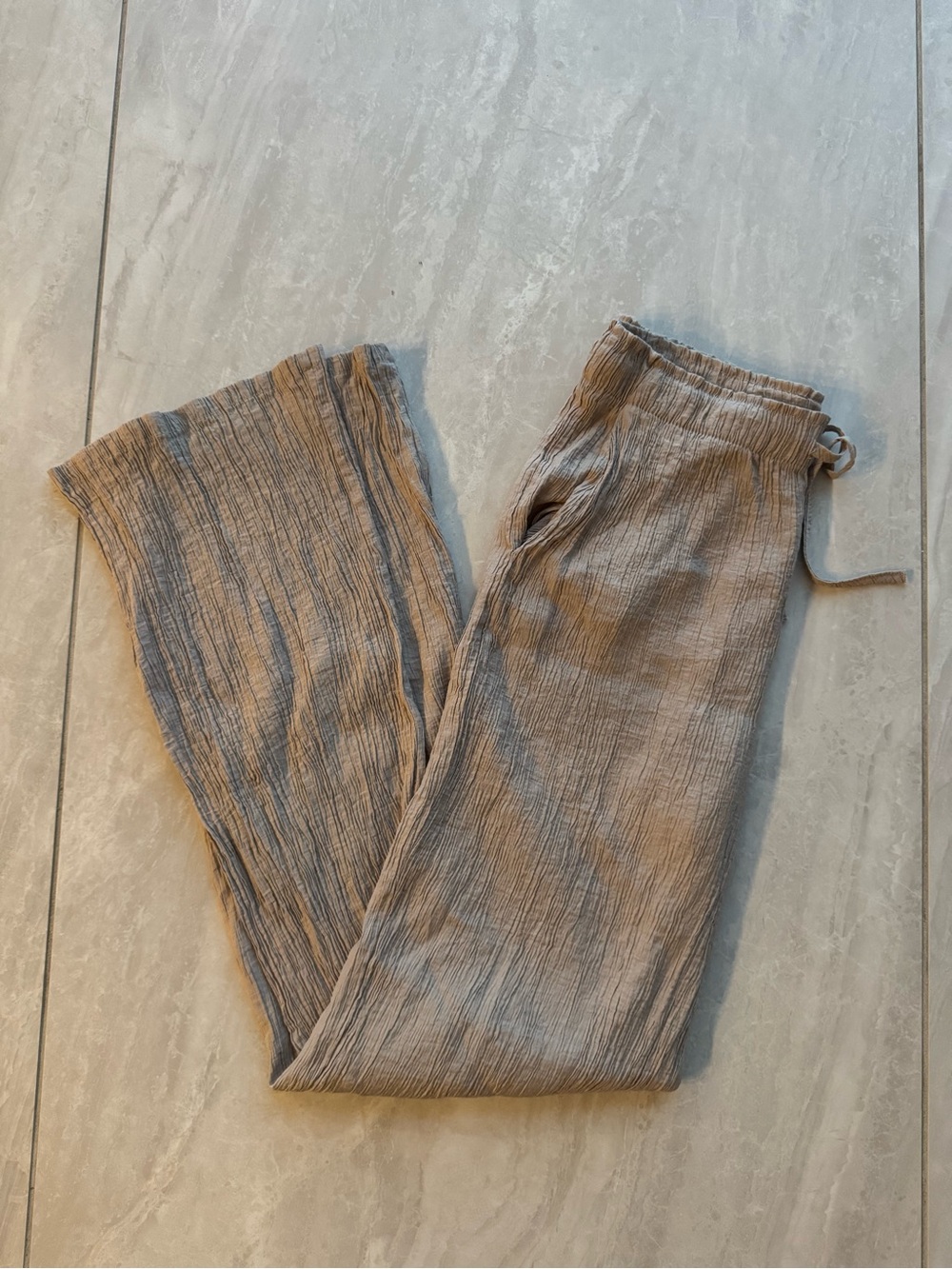 Zara Relaxed Drawstring Pants in Taupe